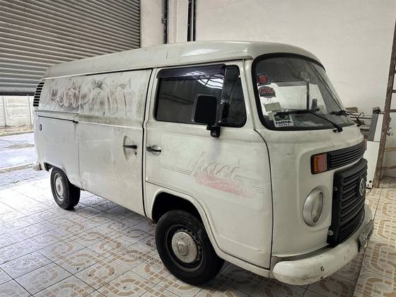 VOLKSWAGEN KOMBI 1.4 MI FURGÃO 8V FLEX 3P MANUAL